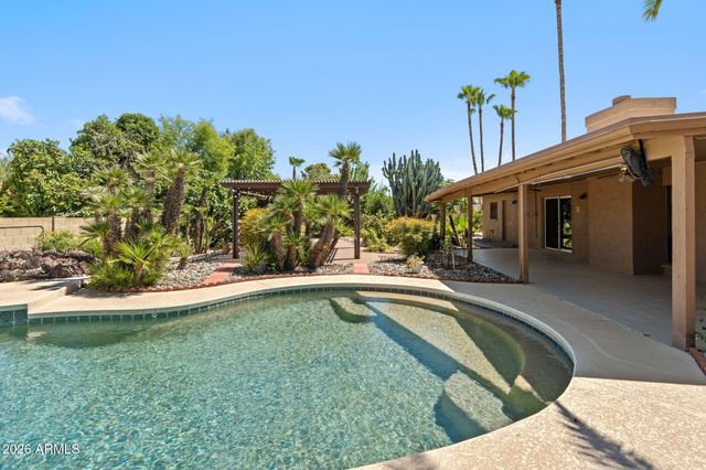 13627 N 58TH Street, Scottsdale, AZ 85254