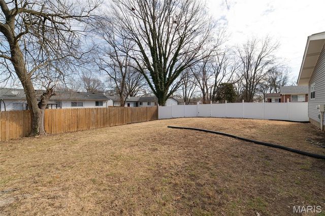 1598 Matlock Drive, Florissant, MO 63031