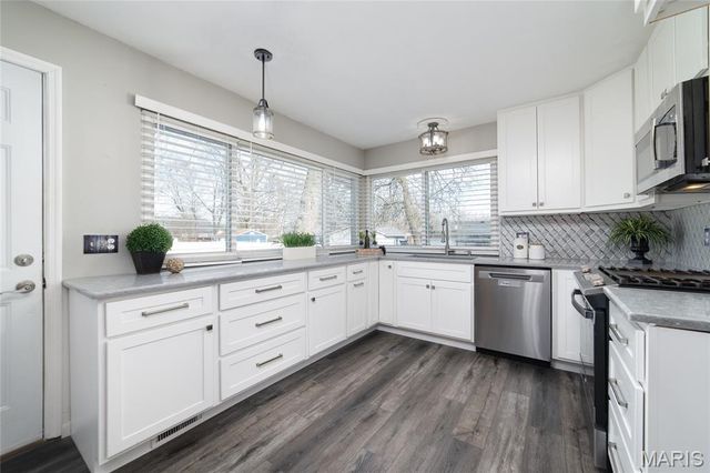 1598 Matlock Drive, Florissant, MO 63031