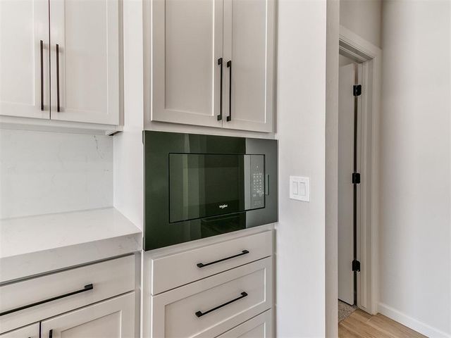 25198 Scarlett Street, Cashion, OK 73016