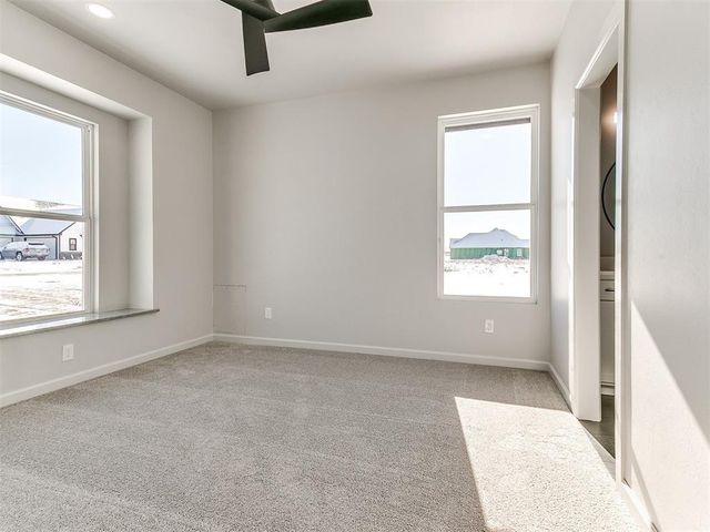 25198 Scarlett Street, Cashion, OK 73016