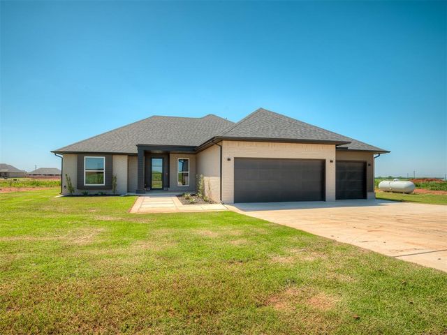25198 Scarlett Street, Cashion, OK 73016