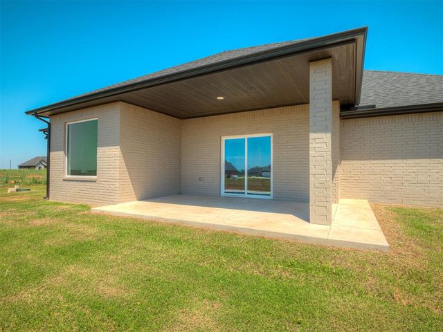 25198 Scarlett Street, Cashion, OK 73016