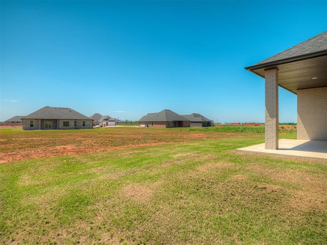 25198 Scarlett Street, Cashion, OK 73016