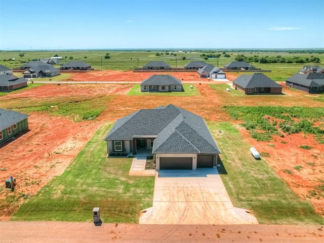 25198 Scarlett Street, Cashion, OK 73016