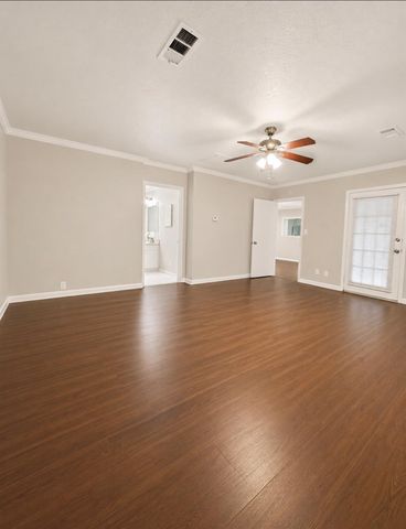 2042 Bridge Cross Lane, Houston, TX 77067