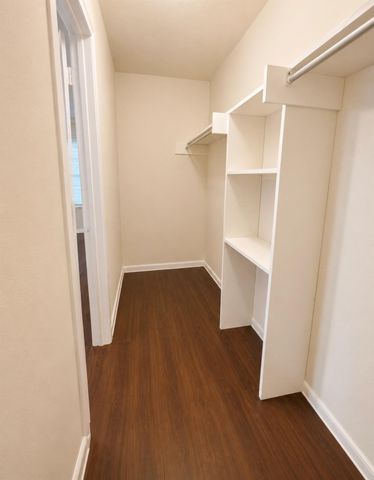 2042 Bridge Cross Lane, Houston, TX 77067
