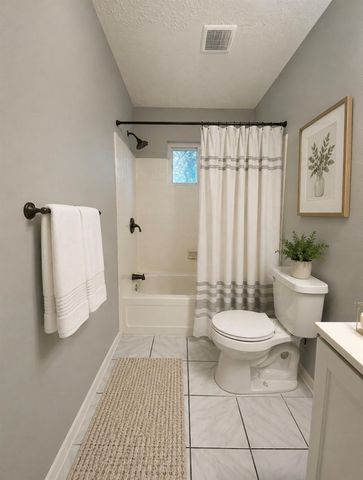 2042 Bridge Cross Lane, Houston, TX 77067