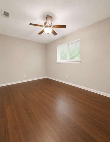 2042 Bridge Cross Lane, Houston, TX 77067