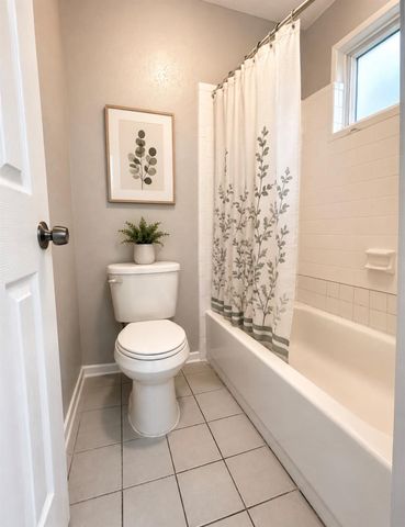2042 Bridge Cross Lane, Houston, TX 77067
