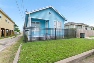 714 44th Street, Galveston, TX 77550