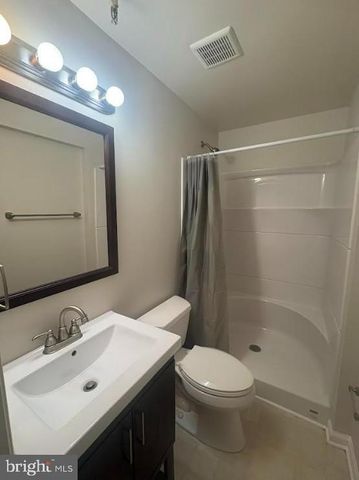 225 FOXMANOR LN, Glen Burnie, MD 21061