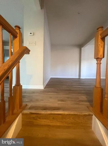 225 FOXMANOR LN, Glen Burnie, MD 21061