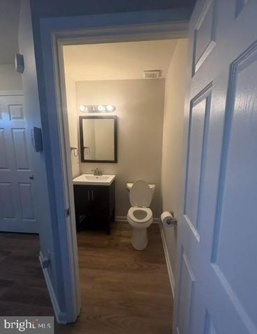 225 FOXMANOR LN, Glen Burnie, MD 21061