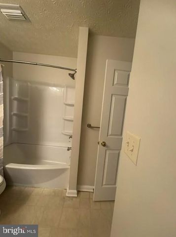 225 FOXMANOR LN, Glen Burnie, MD 21061