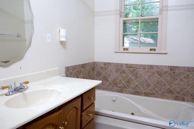 4104 Huntington Road, Huntsville, AL 35802
