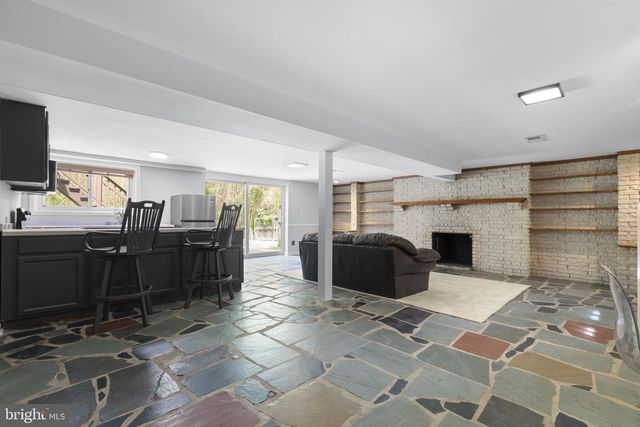 613 BROAD CREEK DR, Fort Washington, MD 20744
