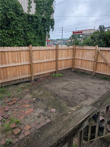 311 Strawberry Alley, New Brighton, PA 15066