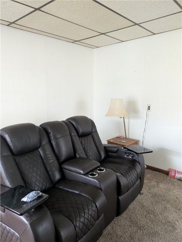 311 Strawberry Alley, New Brighton, PA 15066