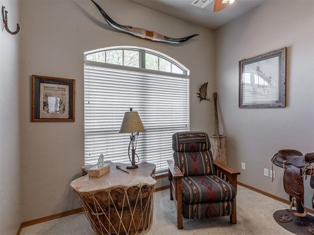 544 E Forest Lane, Mustang, OK 73064