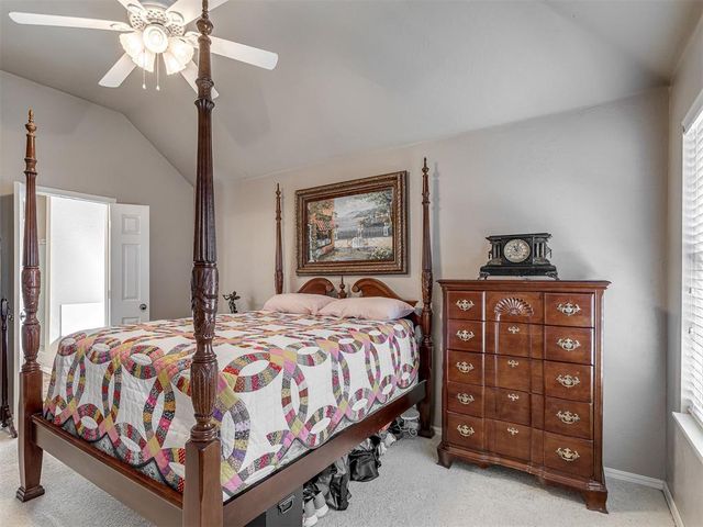 544 E Forest Lane, Mustang, OK 73064