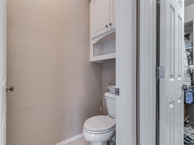 544 E Forest Lane, Mustang, OK 73064