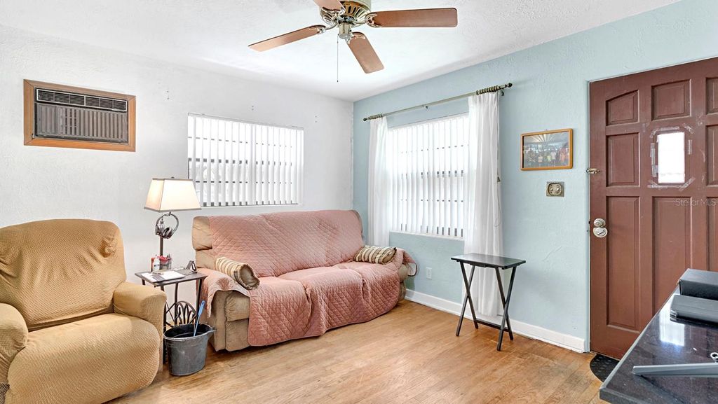Image 4 of property listing at 1935 PAGE AVENUE, Orlando, FL 32806