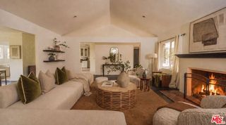9146 St Ives Drive, West Hollywood, CA 90069