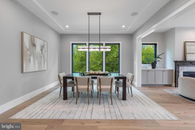 809 N KENMORE ST, Arlington, VA 22201