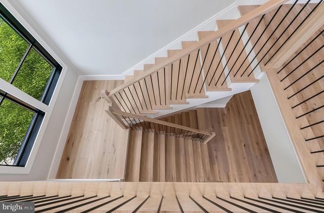 809 N KENMORE ST, Arlington, VA 22201