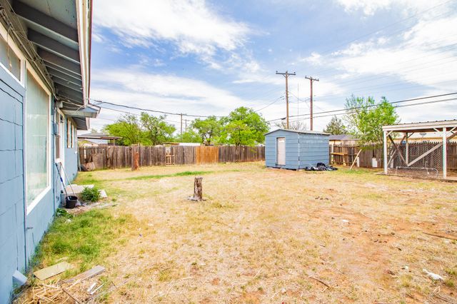 527 51st Street, Lubbock, TX 79404