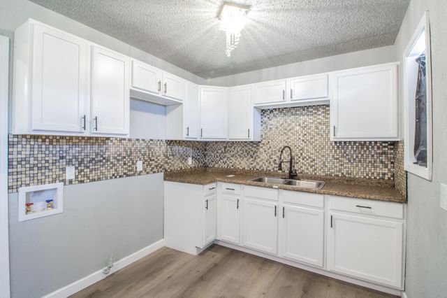 527 51st Street, Lubbock, TX 79404