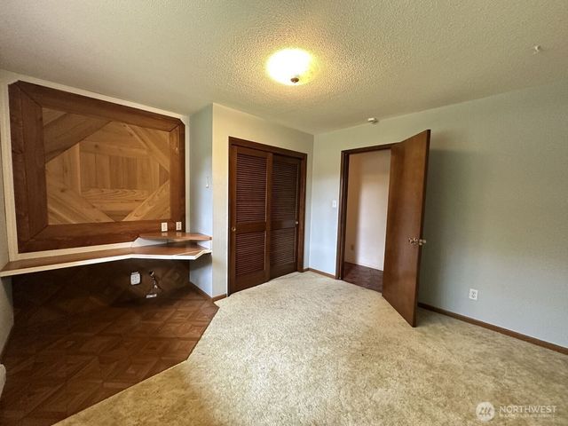 875 Eatonville Hwy W, Eatonville, WA 98328