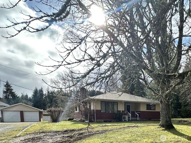 875 Eatonville Hwy W, Eatonville, WA 98328