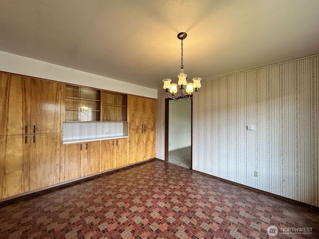 875 Eatonville Hwy W, Eatonville, WA 98328