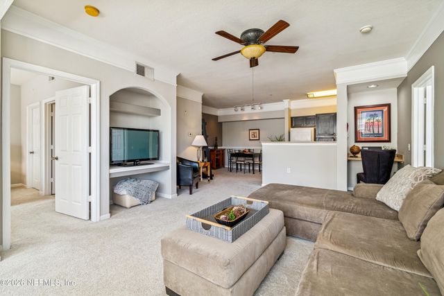 8550 TOUCHTON Road 527, Jacksonville, FL 32216