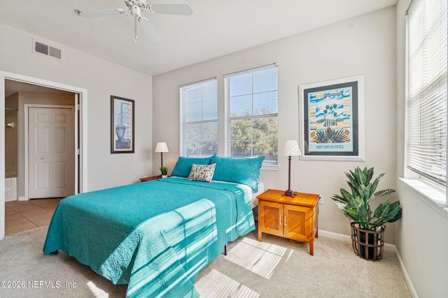 8550 TOUCHTON Road 527, Jacksonville, FL 32216