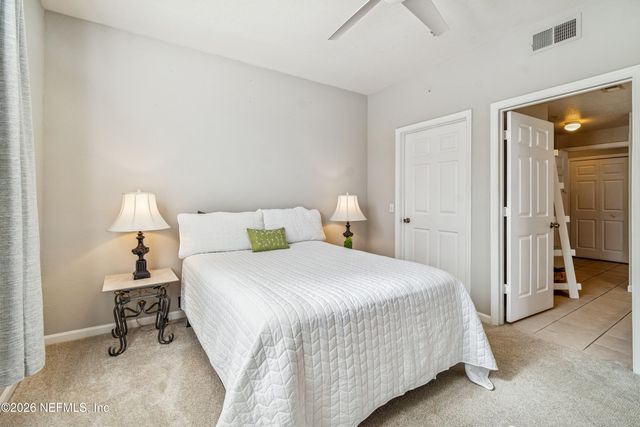 8550 TOUCHTON Road 527, Jacksonville, FL 32216