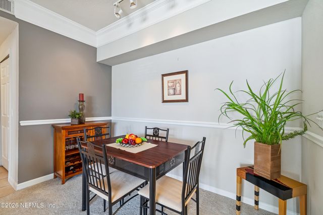 8550 TOUCHTON Road 527, Jacksonville, FL 32216