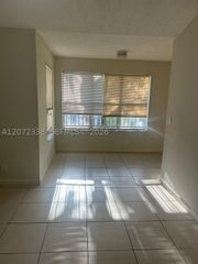 3480 N Pinewalk Dr N 135, Margate, FL 33063