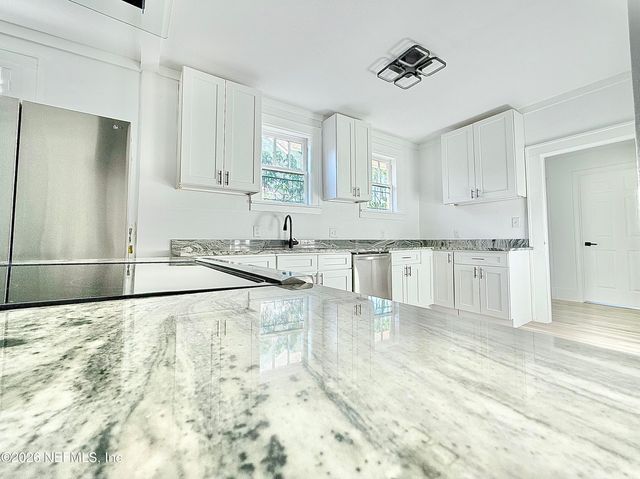 2648 ERNEST Street, Jacksonville, FL 32204