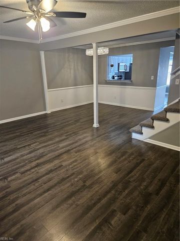 4306 Thomas LN, Chesapeake, VA 23321