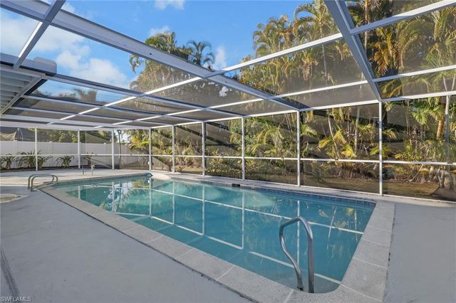 1653 S Fountainhead RD, Fort Myers, FL 33919