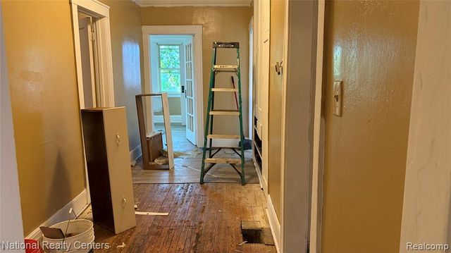 1714 Burlingame Street, Detroit, MI 48206