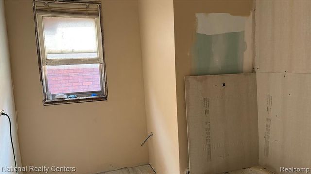 1714 Burlingame Street, Detroit, MI 48206