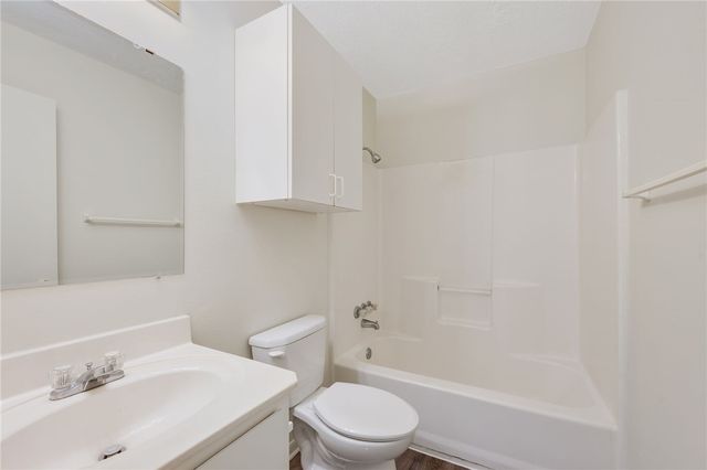 828 Nimitz Street, College Station, TX 77840