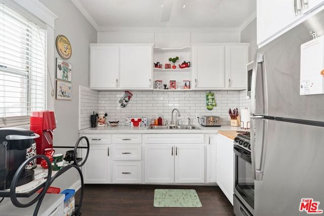 325 W 3rd Street 502, Long Beach, CA 90802