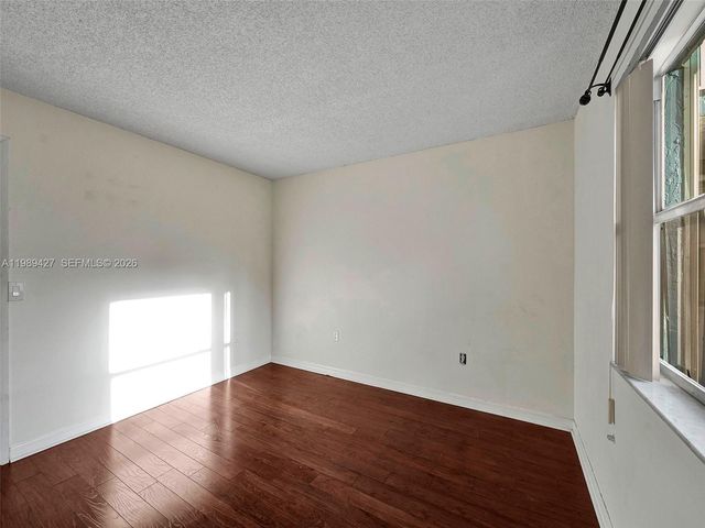 4600 SW 67th Ave 155, Miami, FL 33155