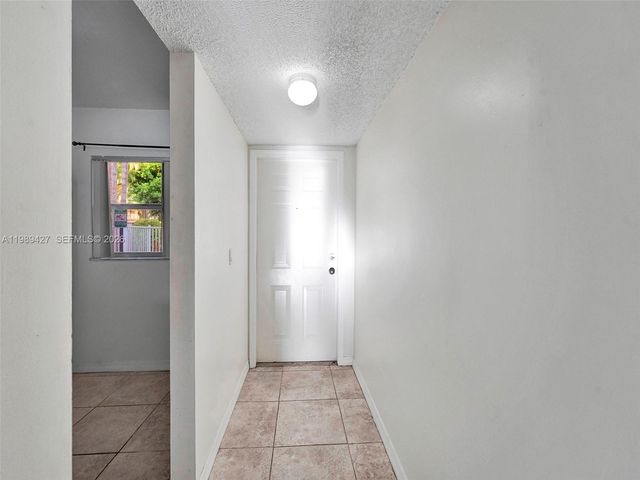 4600 SW 67th Ave 155, Miami, FL 33155