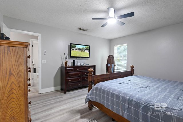 9926 Clarke Ridge Road, Foley, AL 36535